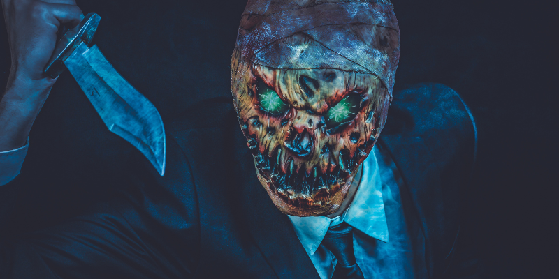 Evil scareactor holding a knife